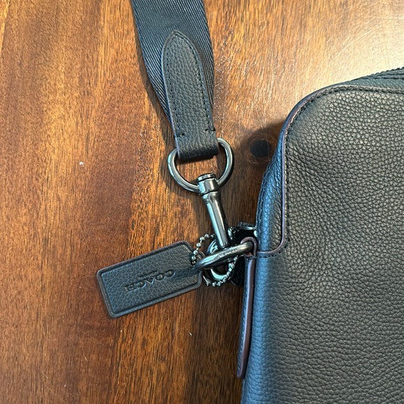 Coach laptop bag- black peddle teck - Picture 11 of 13